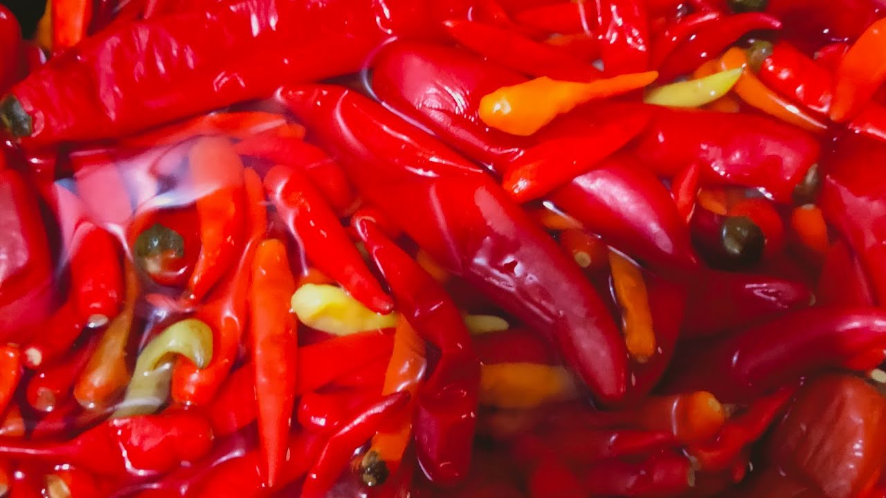 Bikin Sambal Sate Taichan