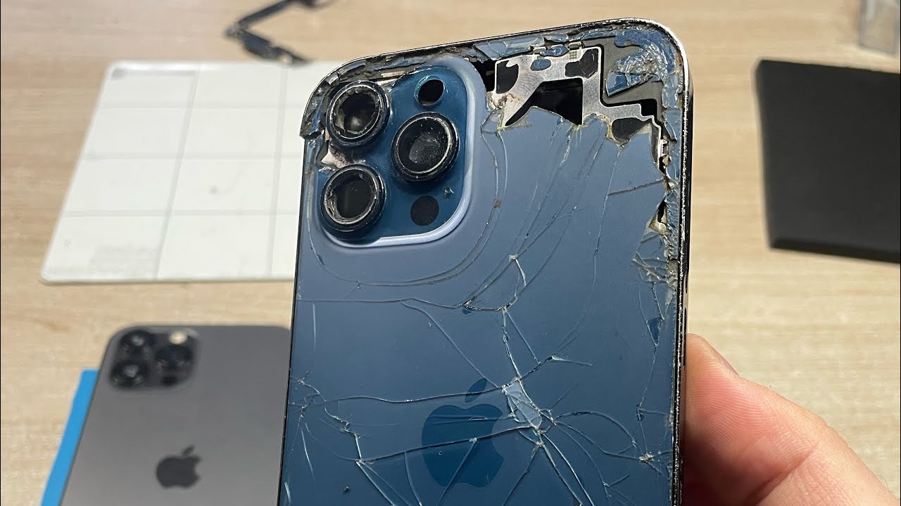 Changement de châssis iPhone 12 Pro Max - Repair iFavone