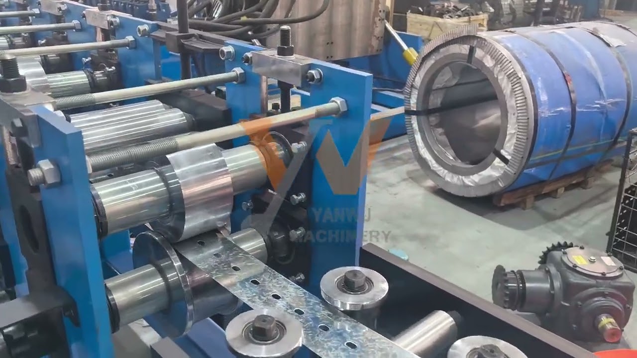 【Yanwu Machinery】Light C type steel roll forming machine
