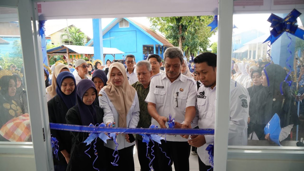PERESMIAN GEDUNG BARU DI SMPN 11 MAKASSAR