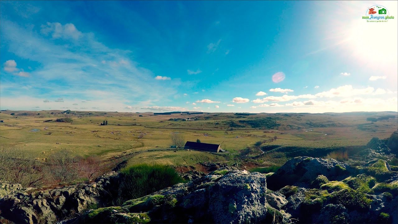 Plateau de l'Aubrac en Timelapse 4K - monAveyron.photo