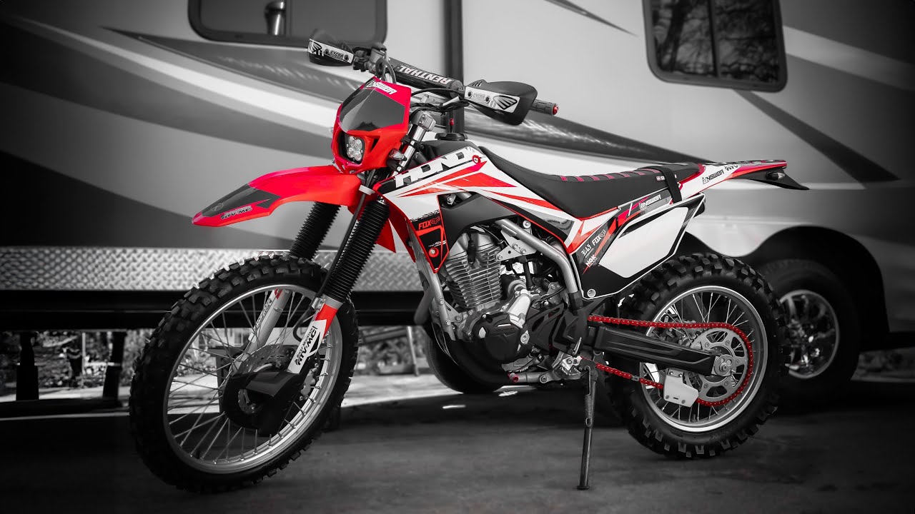Сборка велосипеда для начинающих: покадровая съёмка — CRF250F