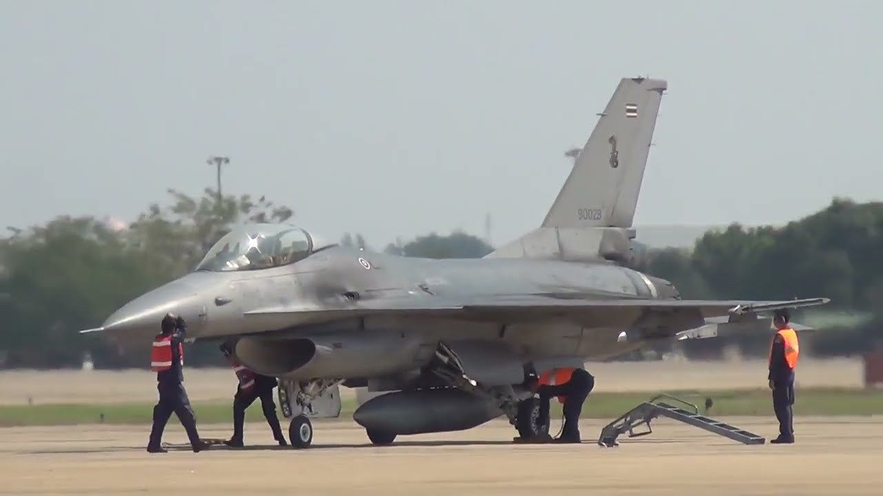 F 16 Wing4 ground attack
