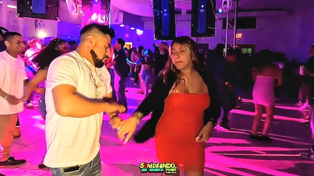 🔴QUIERO QUE SEAS MI NOVIA SONIDO SUPERBOY GRUPO METAL KUMBIA EN VIVO QUEENS PALACE NYC 2022⭕