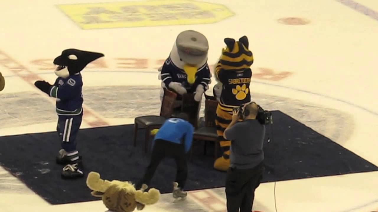 NHL Vancouver Canucks Superskills Competition 2012 Mascot Musical Chairs - FUNNY