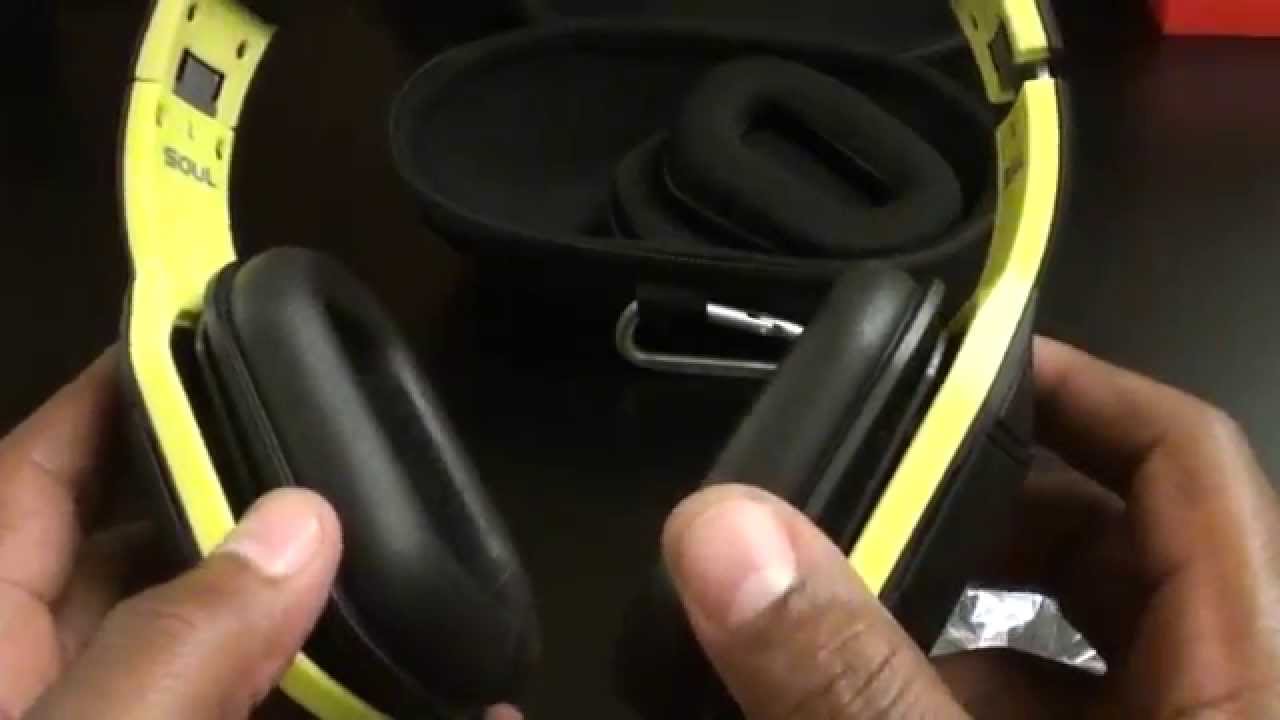 Soul Combat+ Performance Over-Ear Headphones (Bolt Green)