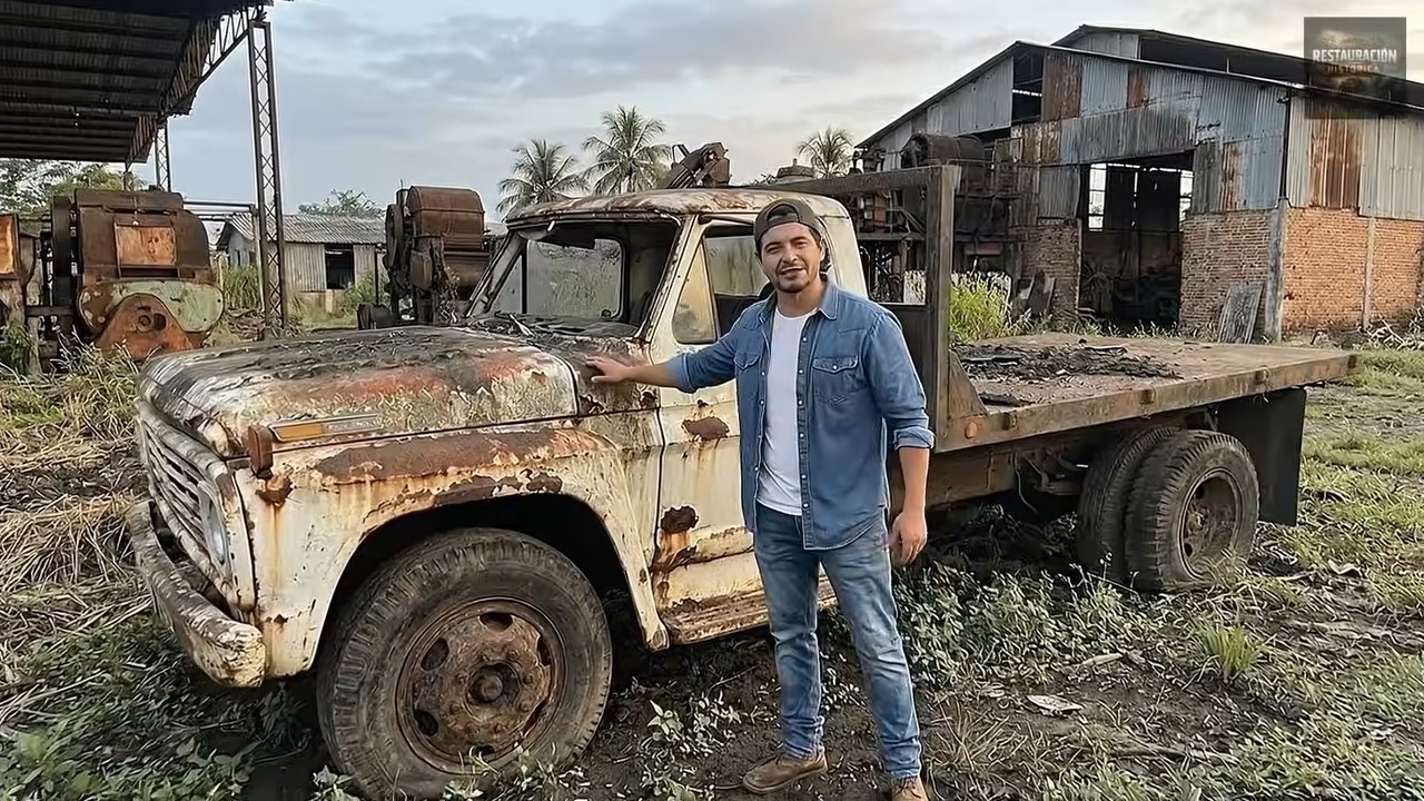 RESTAURACI&Oacute;N COMPLETA DE UN FORD F-750 TORTON DE LOS A&Ntilde;OS 70 ABANDONADO EN UN INGENIO AZUCARERO