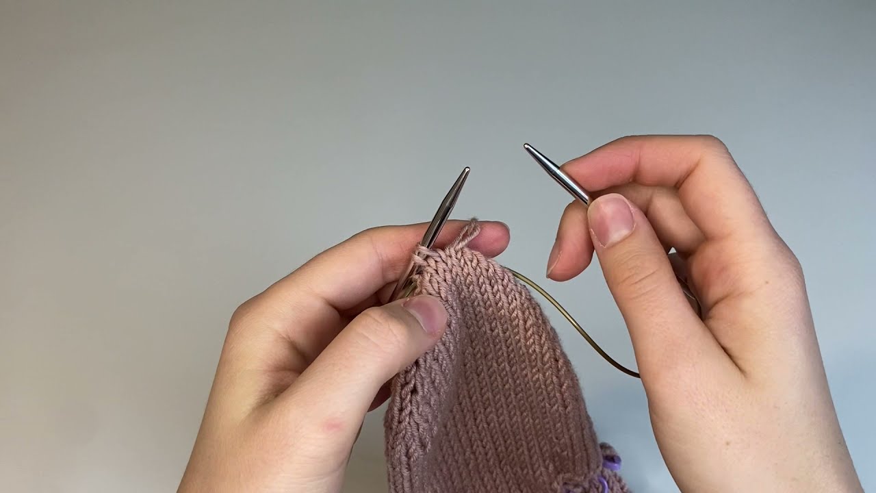 Avfelling fra rundstrikk / Bind off working in the round Tutorial
