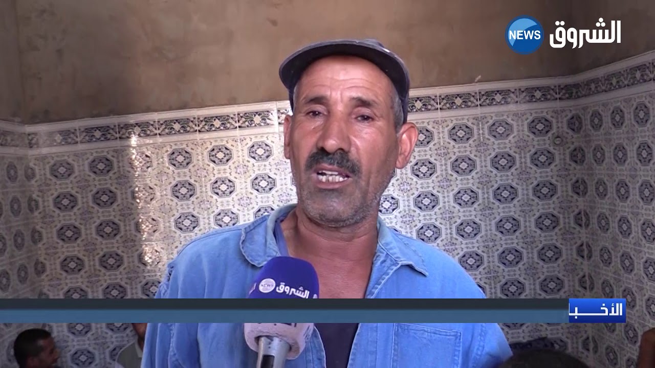 أعمدة كهربائية داخل المنازل بحي الزريقات 218 مسكنا ببشار الجديد