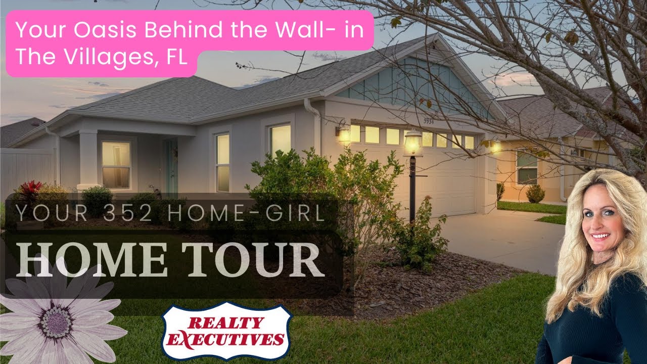 Courtyard Villa with 2 Car Garage!- In The Villages, FL