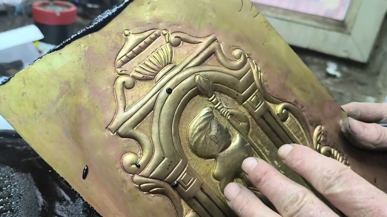 Kapalıçarşı Aziz GÜNGÖR Bakır Gümüş Kalma Atölyesi Portre Yapımı 