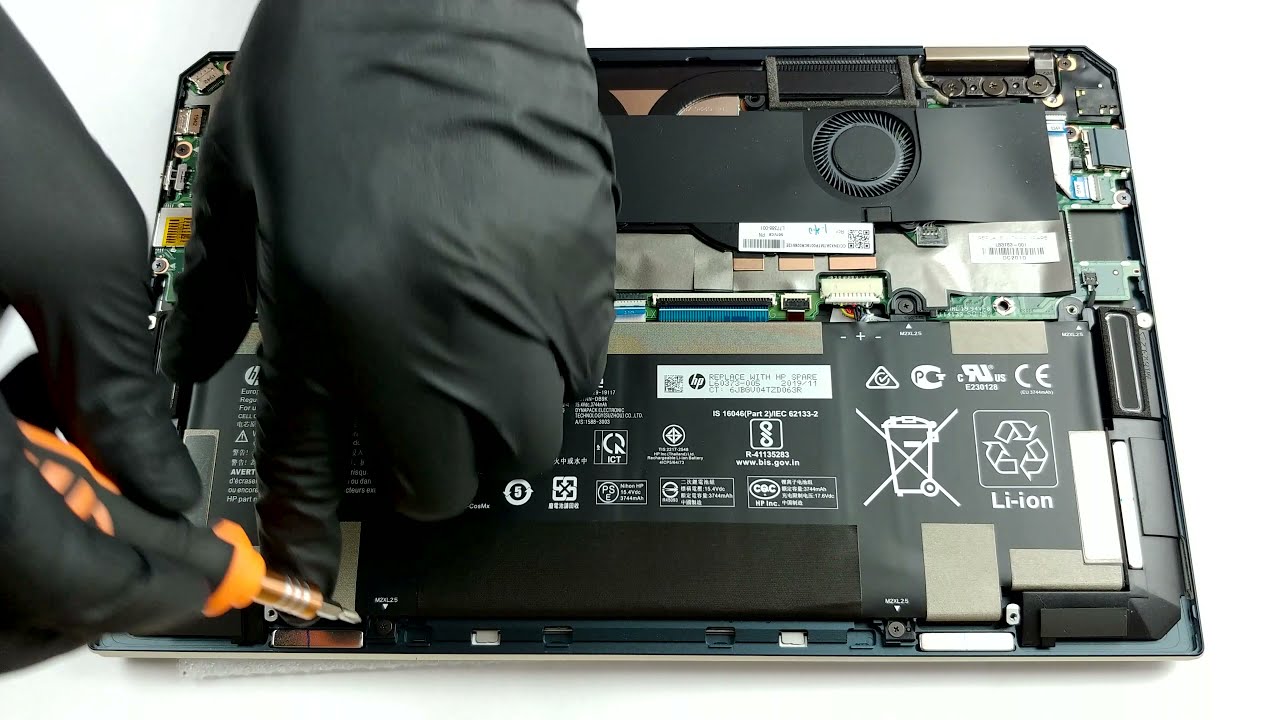 HP Spectre x360 13 2020 - disassembly and upgrade options