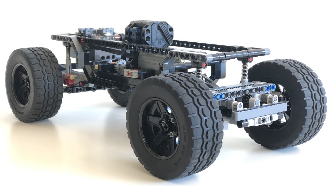LEGO Technic 4x4 chassis with rear differential