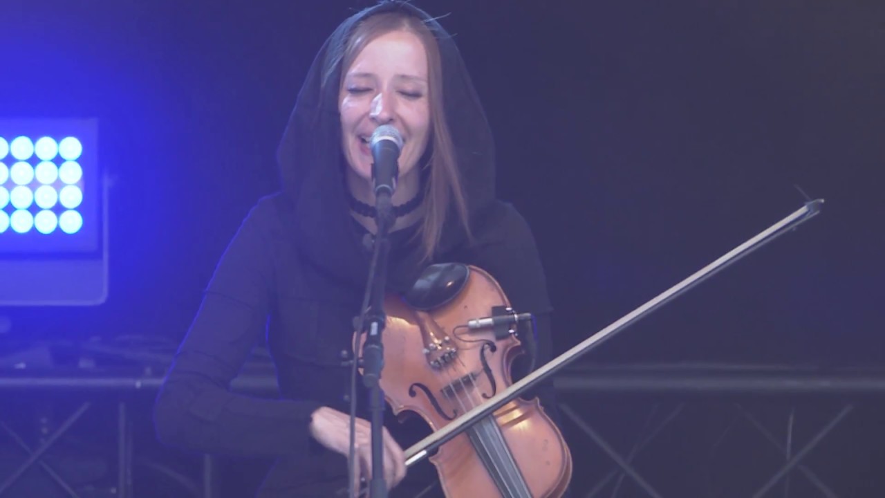 The Moon and the Nightspirit - Holdtánc @ Castlefest 2018
