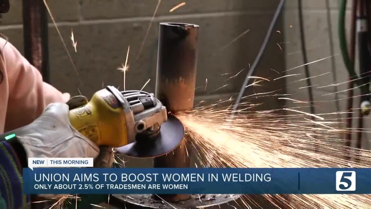 Union offers 5-year apprenticeship for women to learn welding