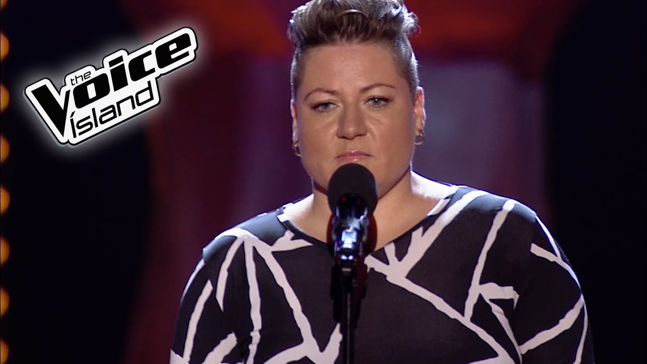Hrafnhildur Ýr Víglundsdóttir - Foolish Games | The Voice Iceland 2016 | The Blind Auditions