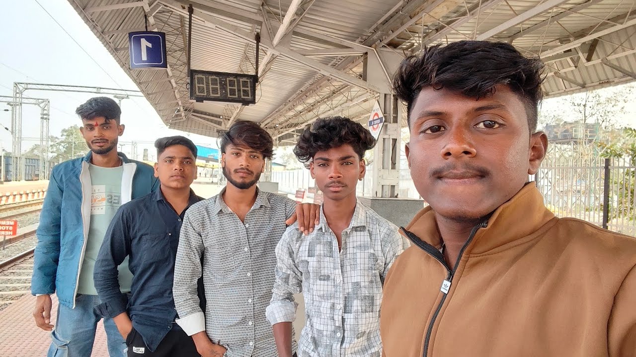 Ujjain journey part 1 #balaghat #ujjain #mahakal #firstjourney 