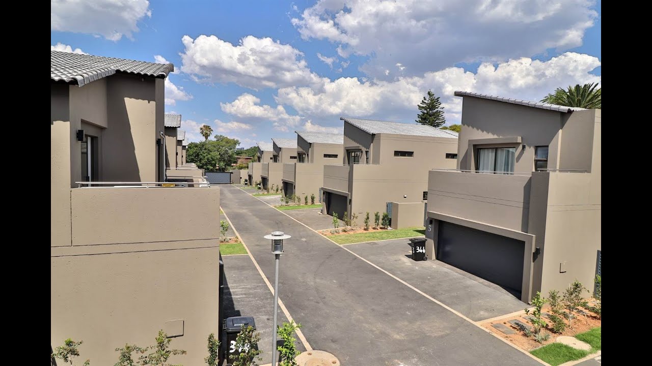 3 Bed Townhouse for sale in Gauteng | Johannesburg | Randburg And Ferndale | Ferndale | |