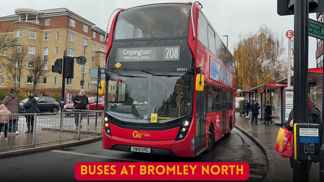 Buses at Bromley North (07/12/25)