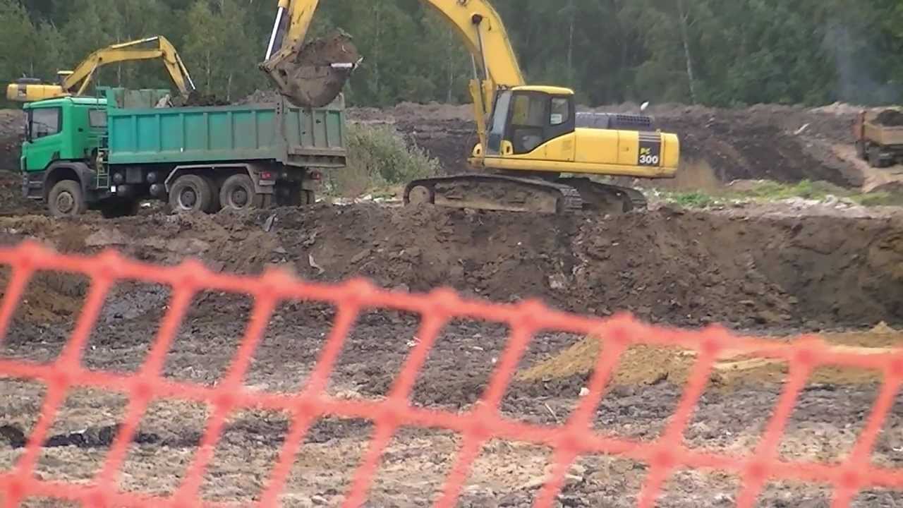 Komatsu PC300-7, Tatra and Scania