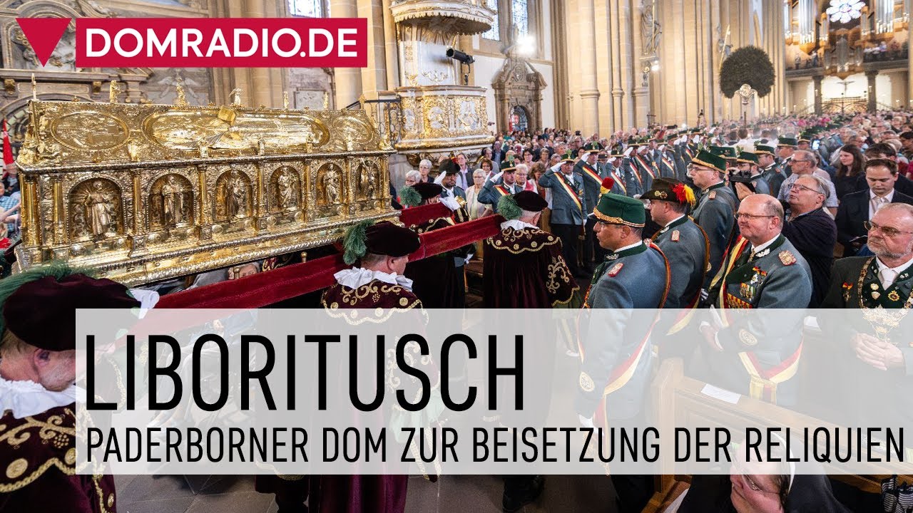 Libori-Tusch der Bläser im Paderborner Dom bei der Beisetzung der Reliquien zum Libori-Fest 2023