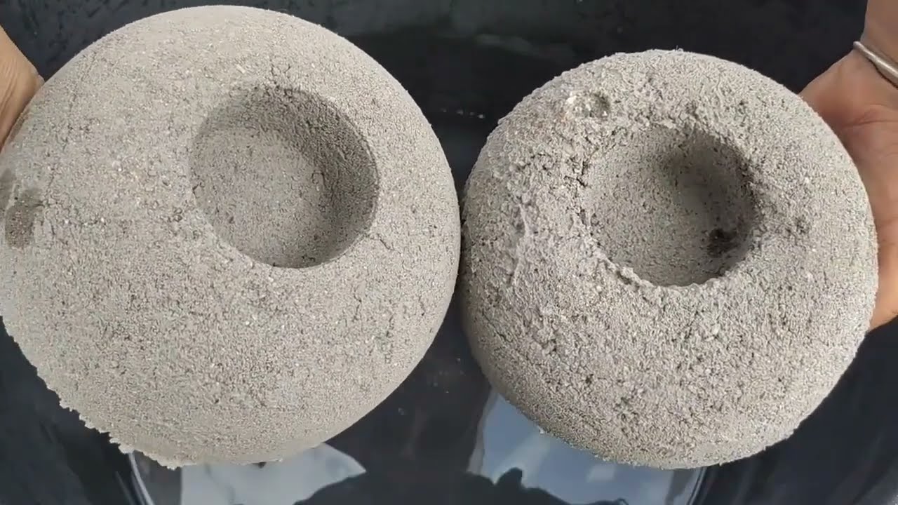 Asmr - Gritty Crunchy dusty sand cement crumbling in water 💦