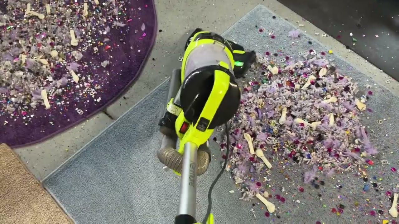 Vacuuming in the garage with Kenmore / junk mix 