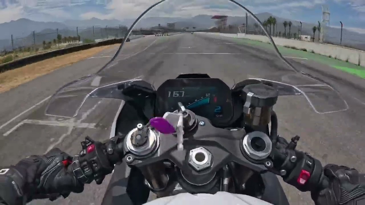 Тестируем новый BMW S1000RR HP 2025 года на трассе! / @Diegoenmotos