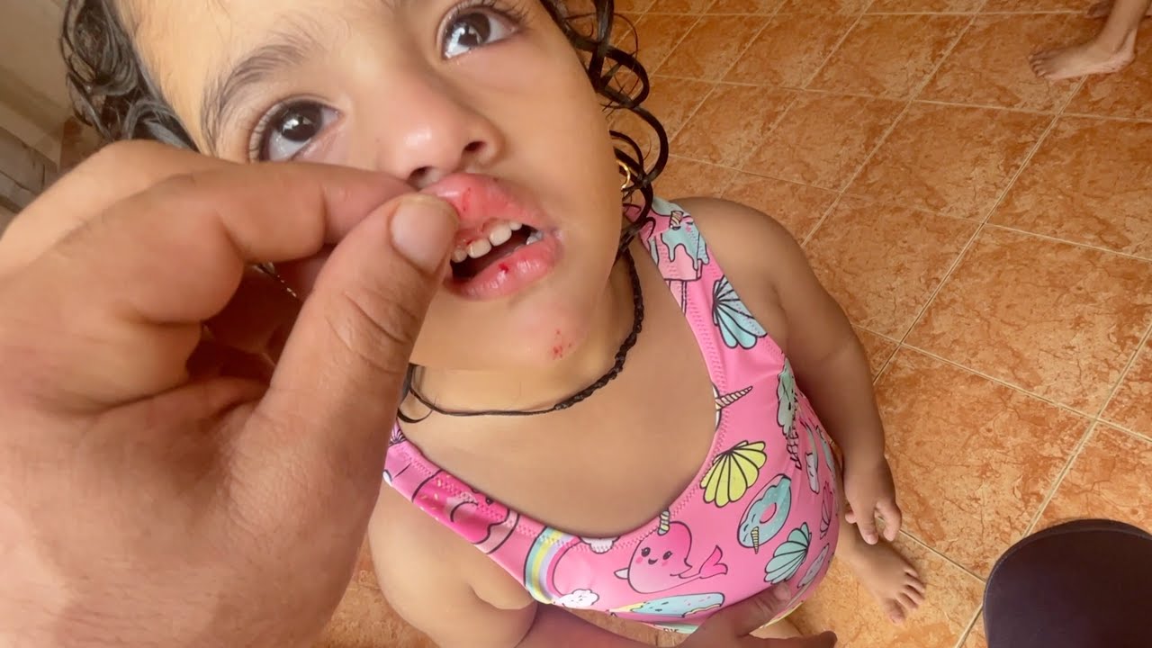 Fir se Lips Fatt Gaya