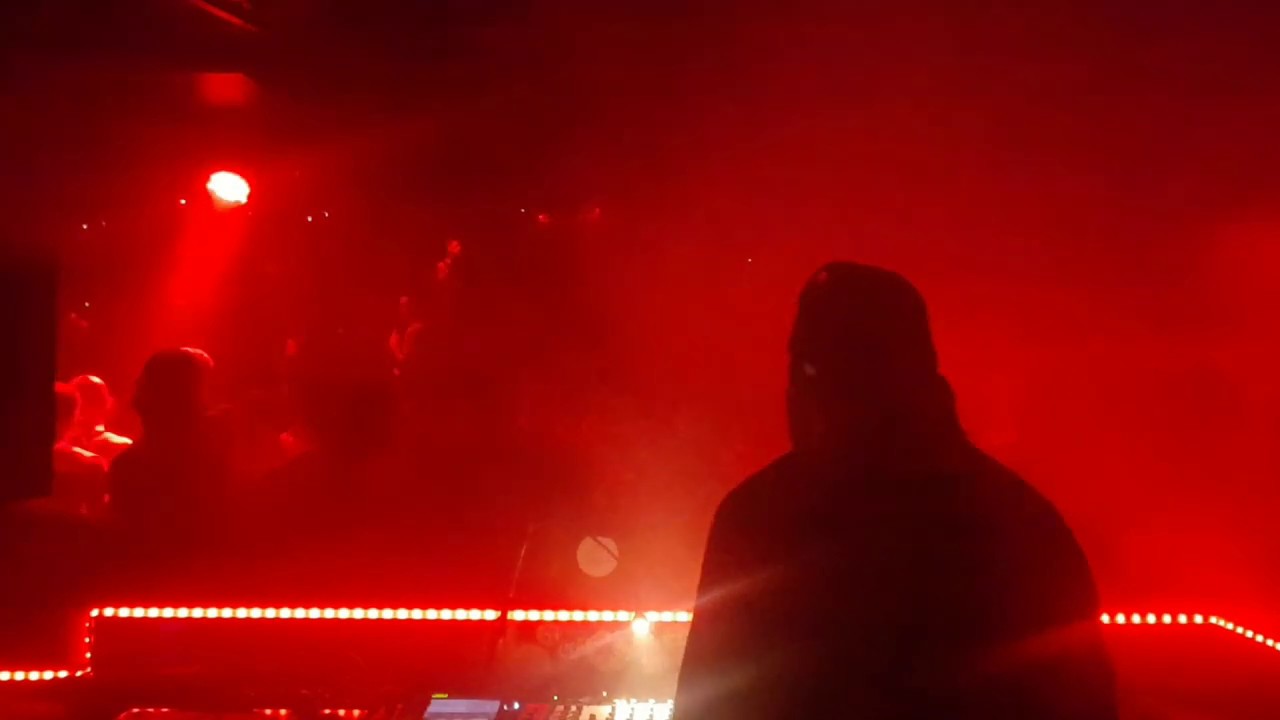 DJ Elias dropping Snap 