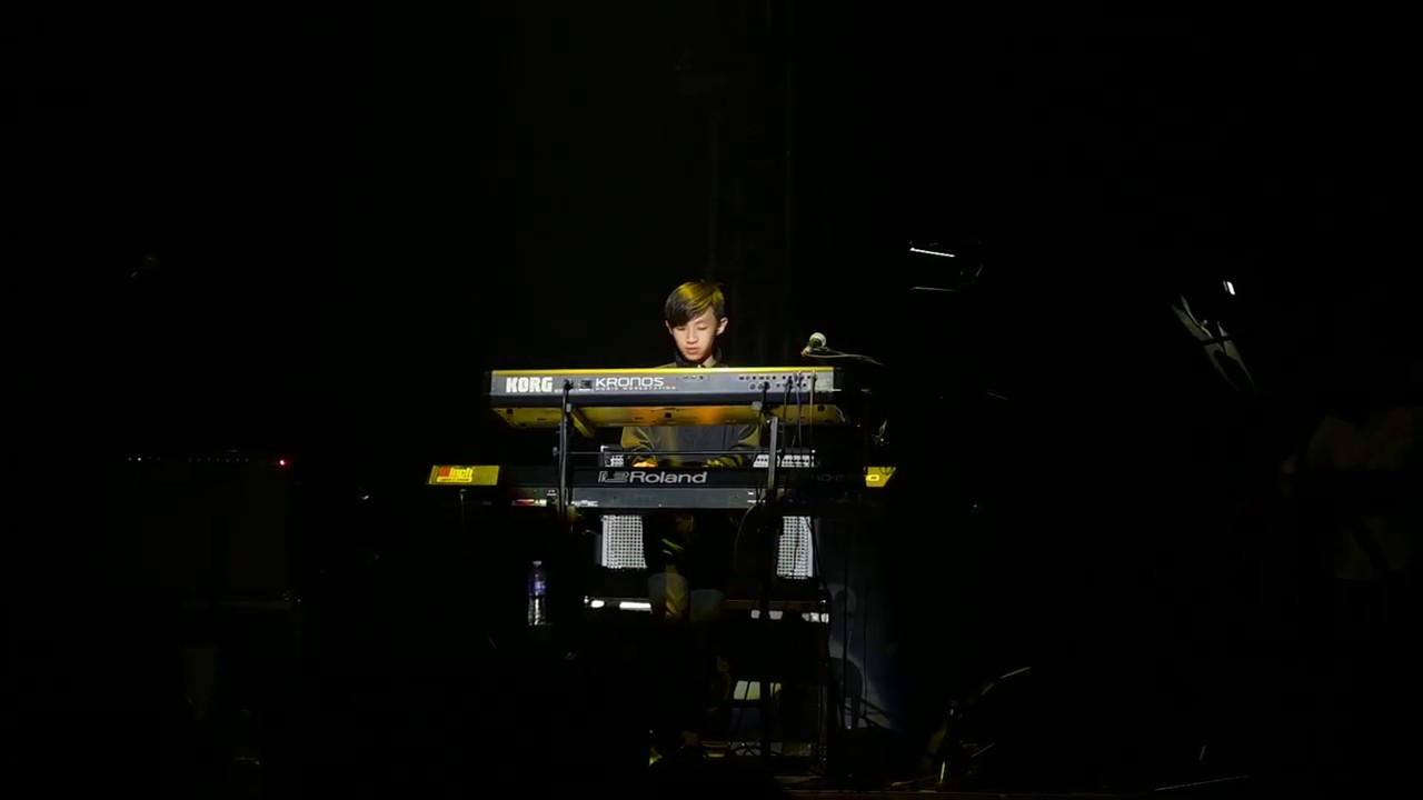 Cherub Pineda on keyboard. Let Love, Let Rock, Arnel Pineda in concert 2/16/2020