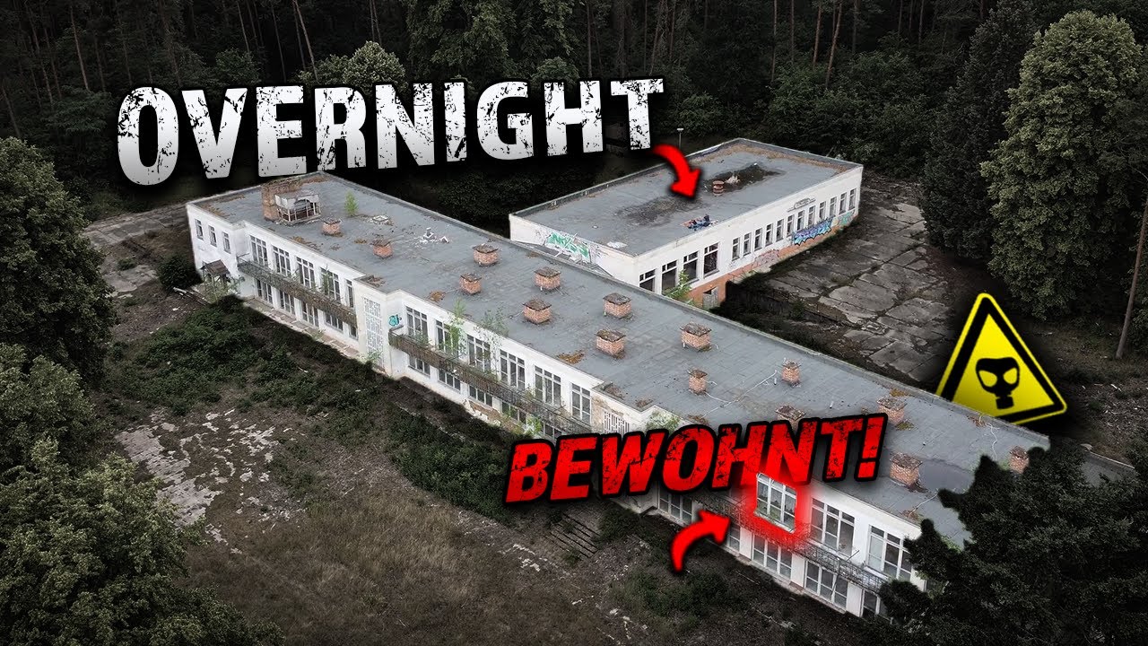 HIER WOHNT NOCH JEMAND! 😱 WIR MÜSSEN AUFPASSEN!  OVERNIGHT AUF DEM HOTELDACH!