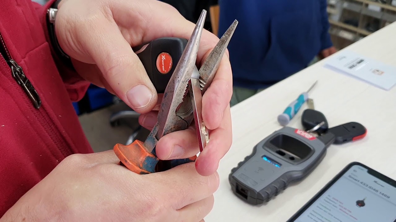 XHORSE KEYTOOL שכפול מפתח שלט סמארט בעזרת מכשיר מיני קי טול