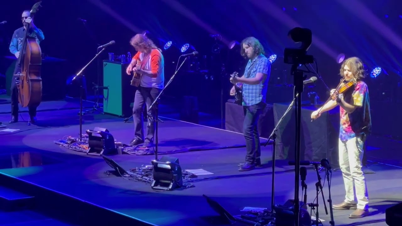 Billy Strings 