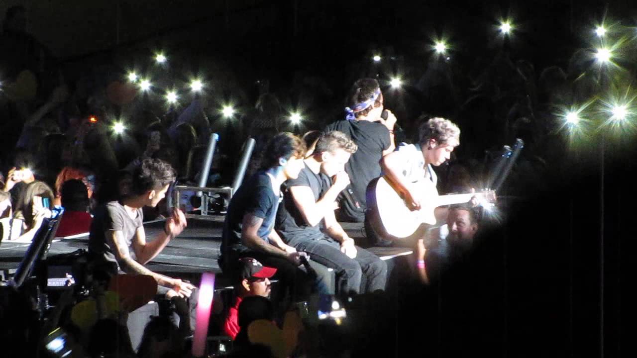 One Direction Live In San Diego - Little Things - August 4th, 2013