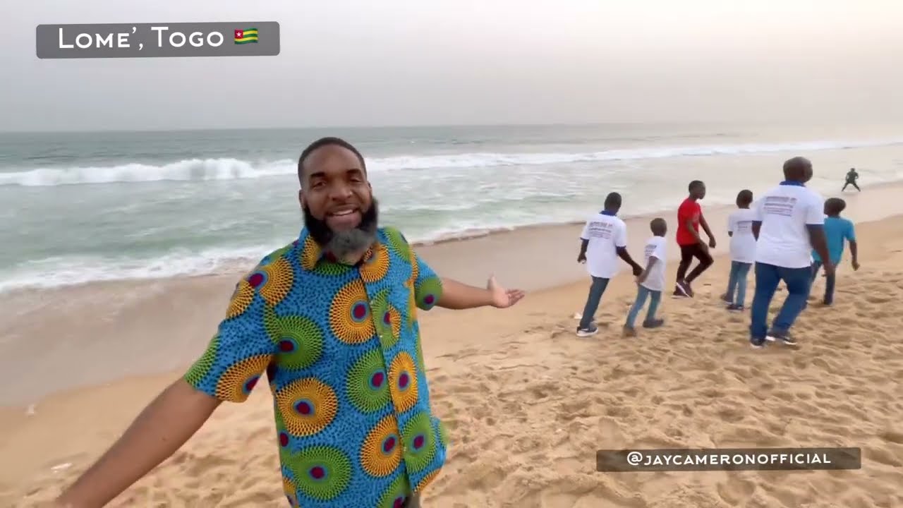 There&rsquo;s A Beach Vibe In Lome, Togo 🇹🇬
