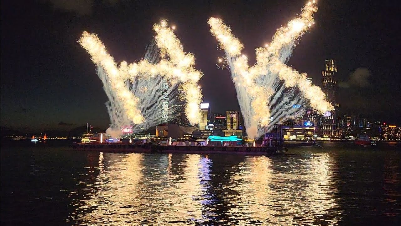 特別版！維多利亞港 《幻彩詠香江》 水上煙火版 Victoria Harbour Fireworks