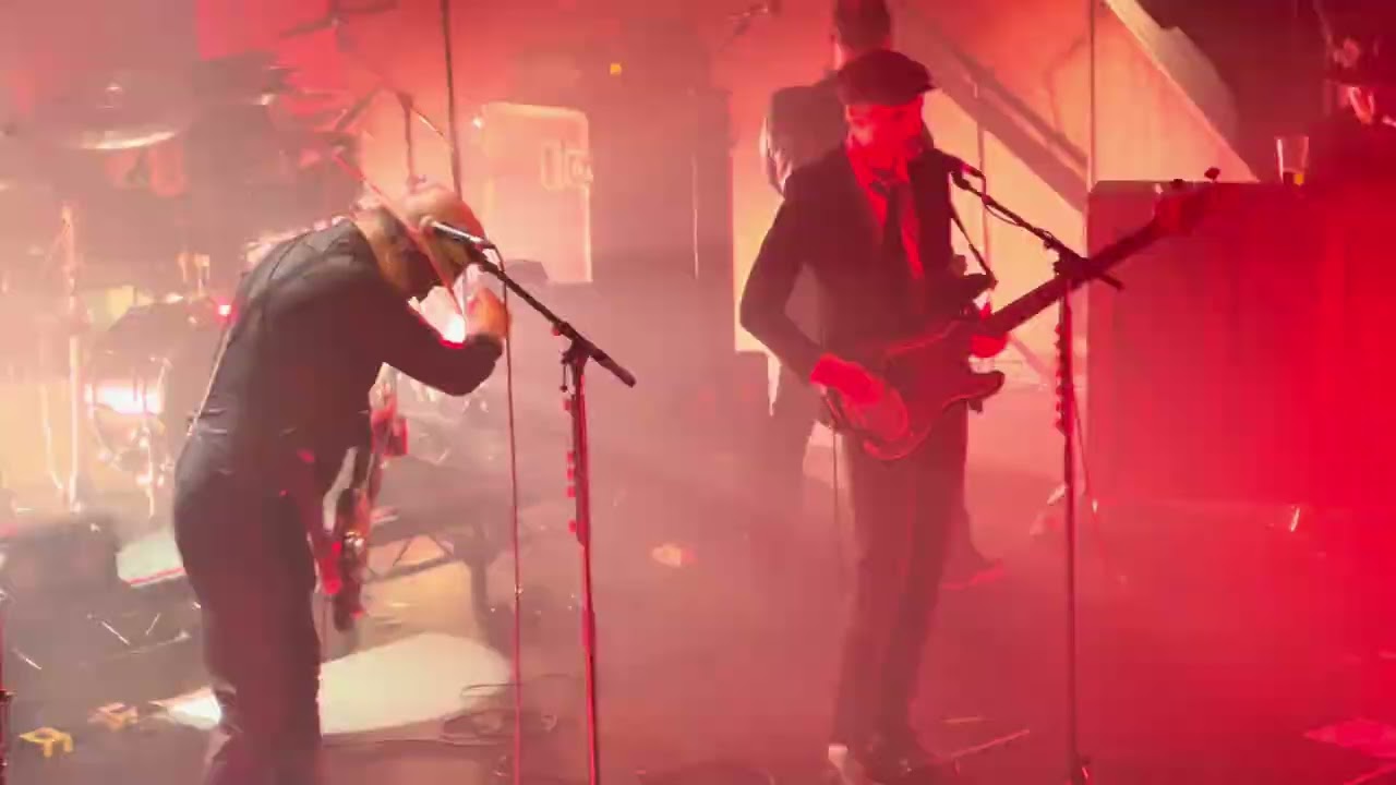 Merry old England - the libertines live in Manchester