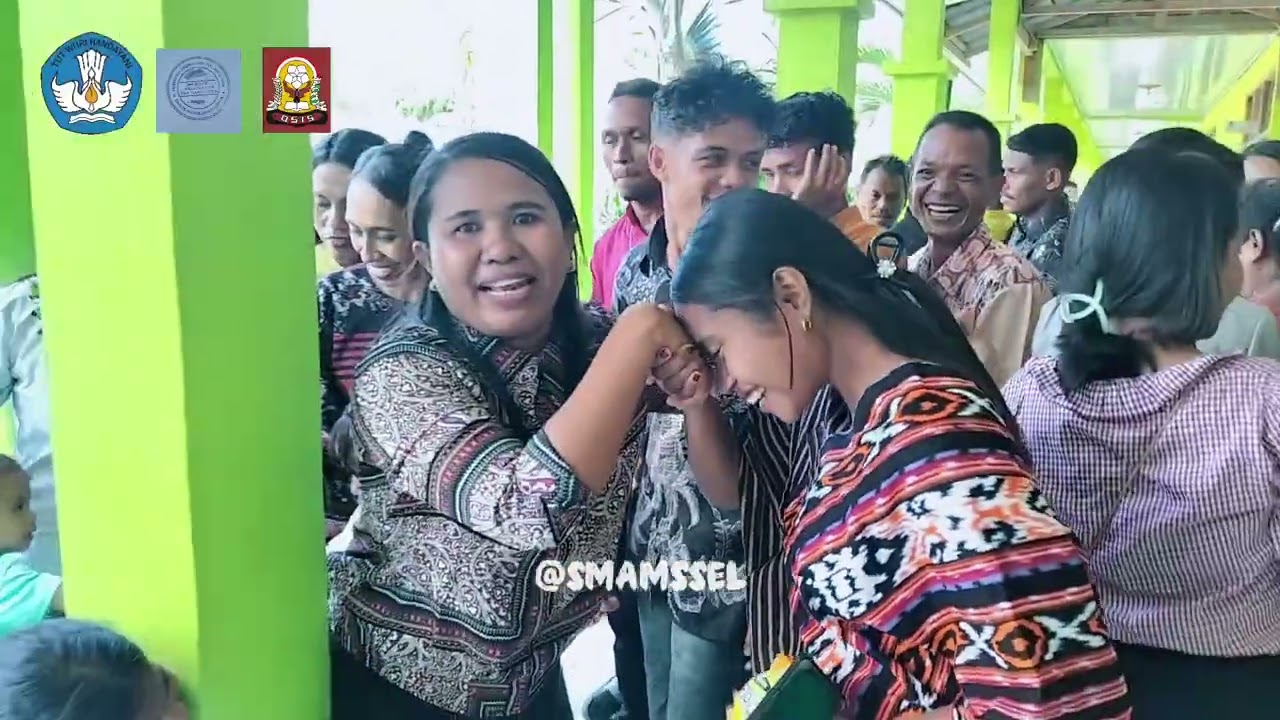 Natal & Tahun Baru bersama Keluarga Besar SMAN I SOLOR SELATAN