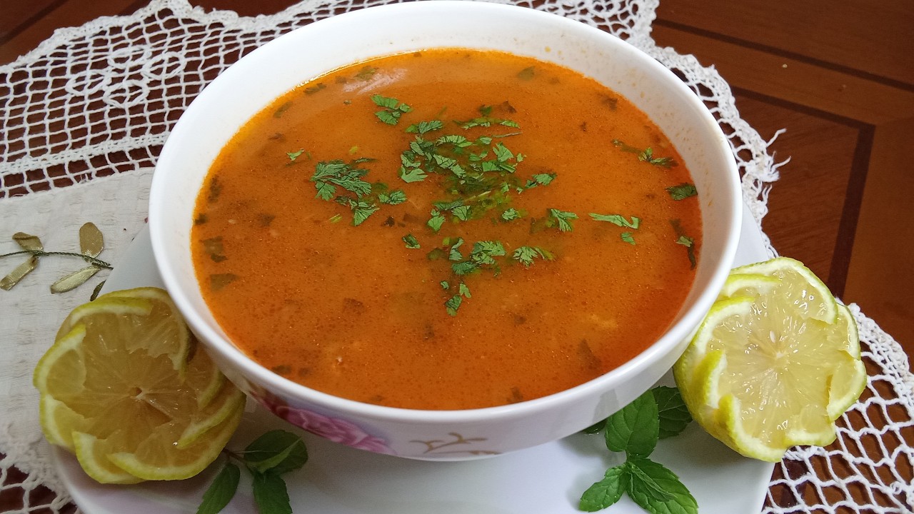 غير بنص صدر دجاج تحضريها💥شربة فريك بالدجاج والخضار مجمرة اقتصادية سهلة سريعة وبزاف بنينة 