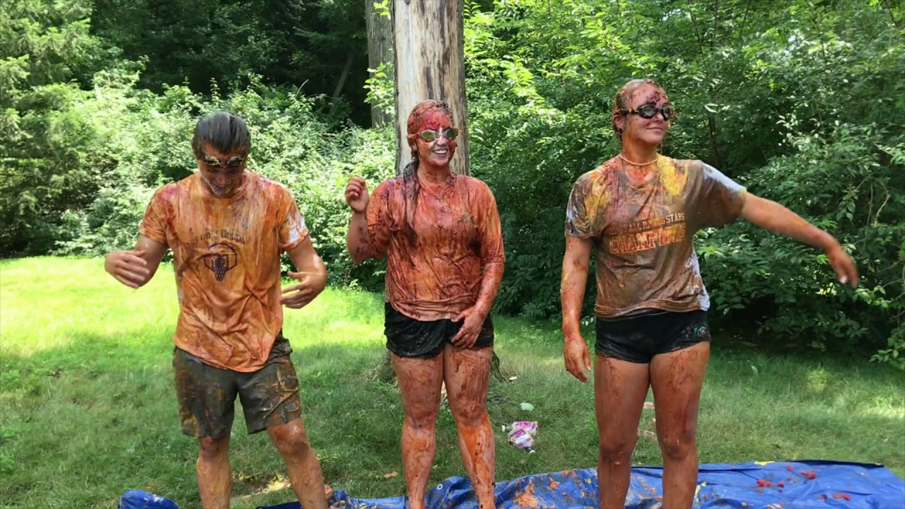 Messy Sauce Showers (warning: very saucy)