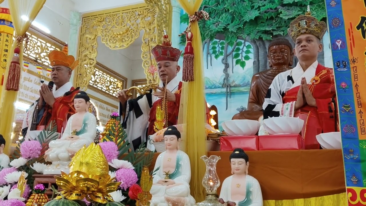 Đại Trai Đàn Thủy Lục Cầu Siêu Chùa Khai Long  f end