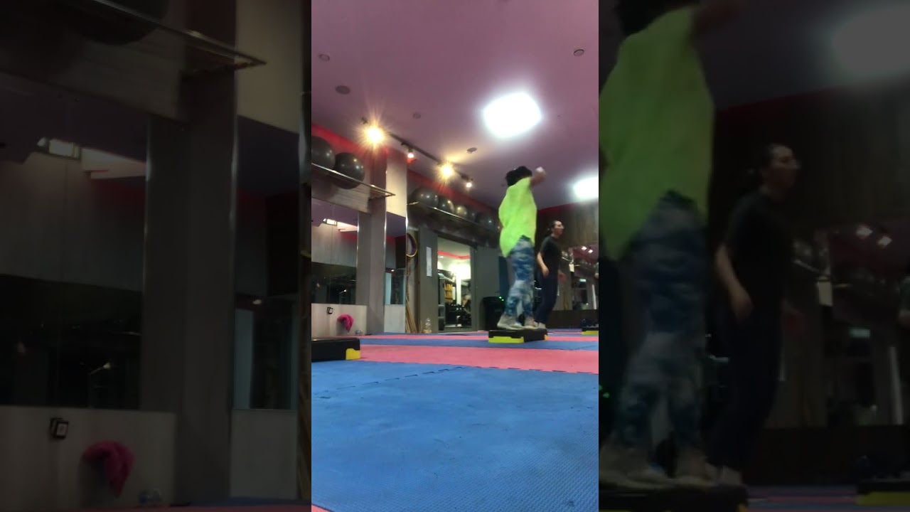 Cours de step débutant avec coach faiza dance comedy