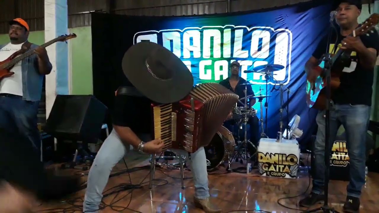 Danilo da Gaita aqui o bail&atilde;o &eacute; garantido  contato p/ eventos (67) 9 8211-4728