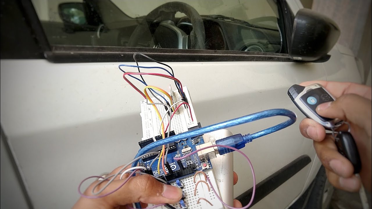 || I Hacked my car key using arduino😲||