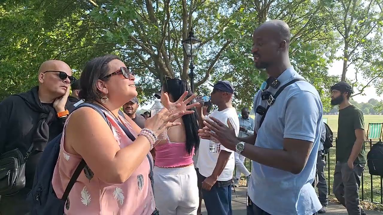 Christian Lady Tried Mocking Islam Instantly Silenced By A Revert  | Denis | Speakers Corner 