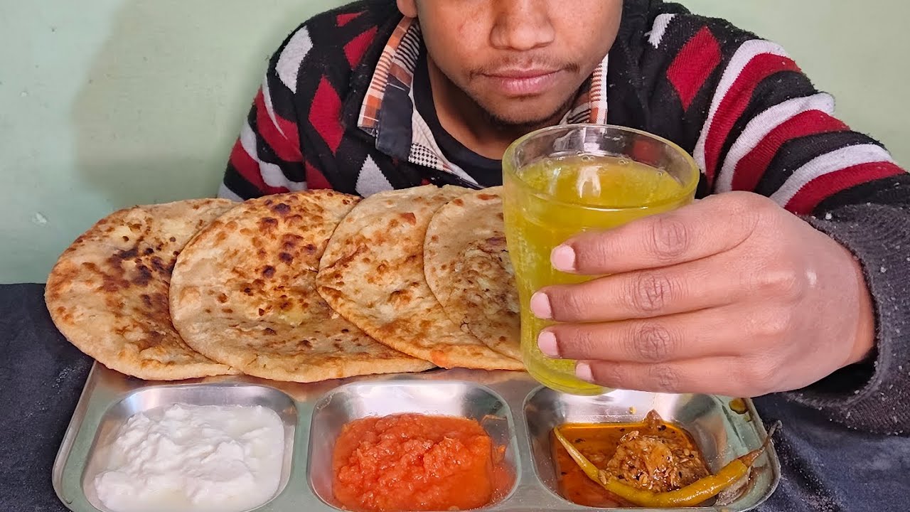 ASMR Eating aloo heavy Paratha😋, dahi, tamato chutney || food challange.