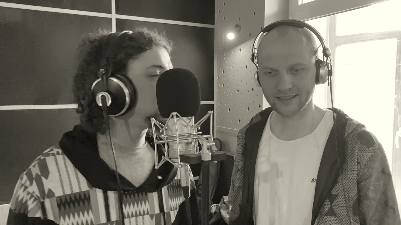 Gediminas Mačiulskis feat. Victor Diawara - 'Deme'
