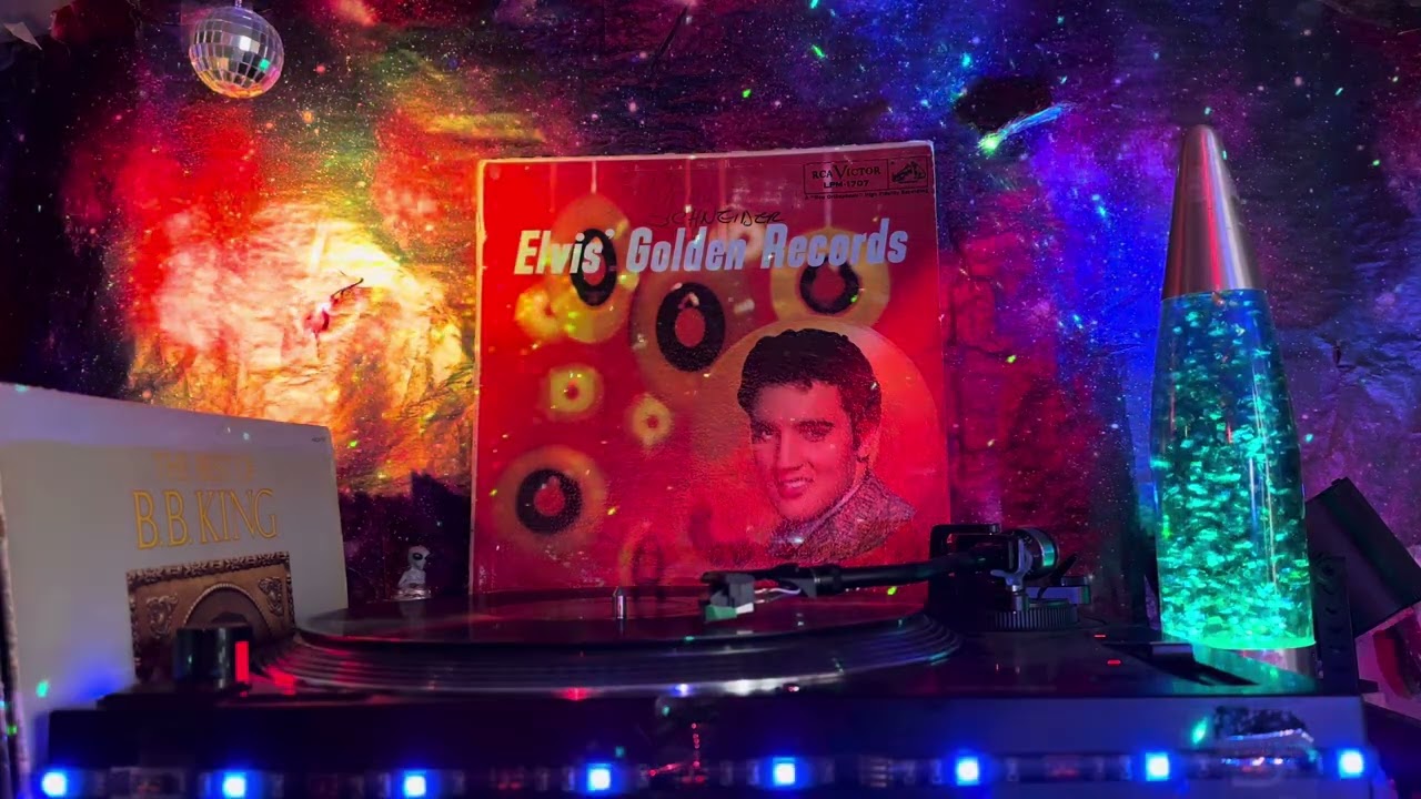 Elvis Presley (Elvis' Golden Records) - Side 1