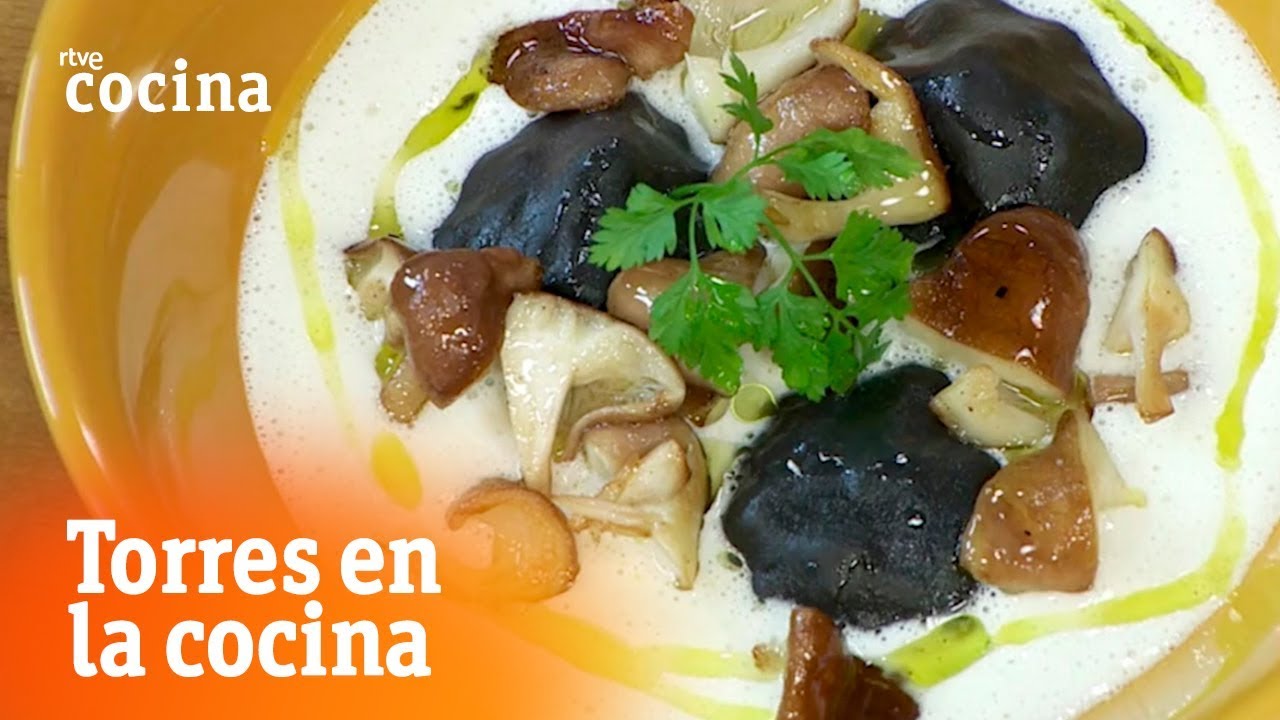 Cómo hacer Raviolis de langostinos con setas - Torres en la Cocina | RTVE Cocina